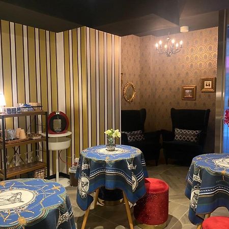 Culti Earl Hotel Осака Экстерьер фото